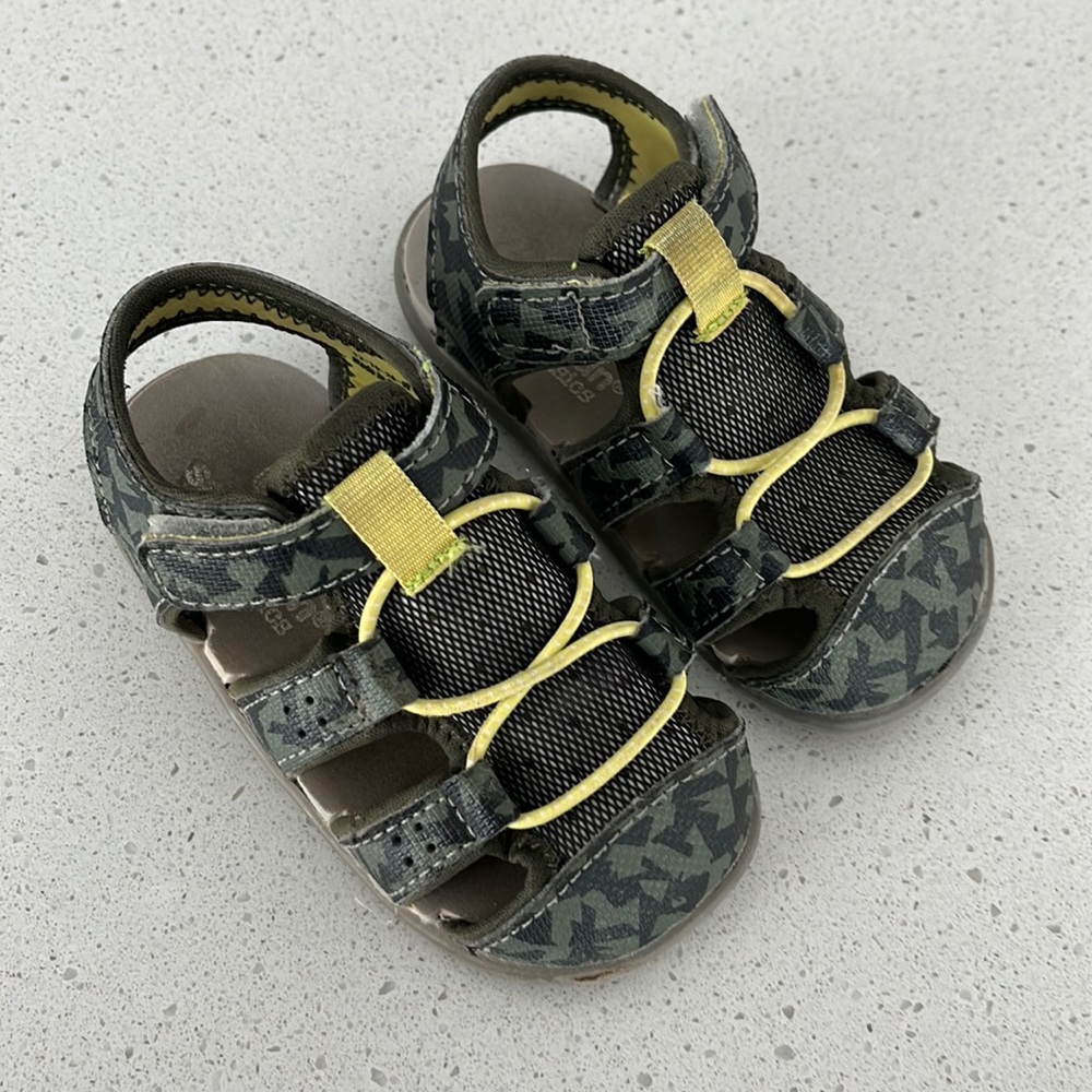See Kai run size 6